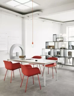 Muuto Base Bureau 140x80 Wit/eiken -Flos Winkel x886x886 0258.jpg.pagespeed.ic .j3SLiZ BMB