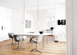 Fritz Hansen Little Friend Verstelbare Bijzettafel Met Laminaat Tafelblad Zwart 45 31 Fritz Hansen Little Friend Verstelbare Bijzettafel Met Laminaat Tafelblad Zwart 45 -Flos Winkel x886x886 0512.jpg.pagespeed.ic .lcdiGj3qEl