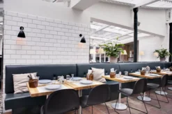 Luceplan Costanza Tafellamp Telescopisch Met Dimmer En Schroef Aluminium/zwart -Flos Winkel x886x886 Madklubben 4.jpg.pagespeed.ic .FdraxXi3md