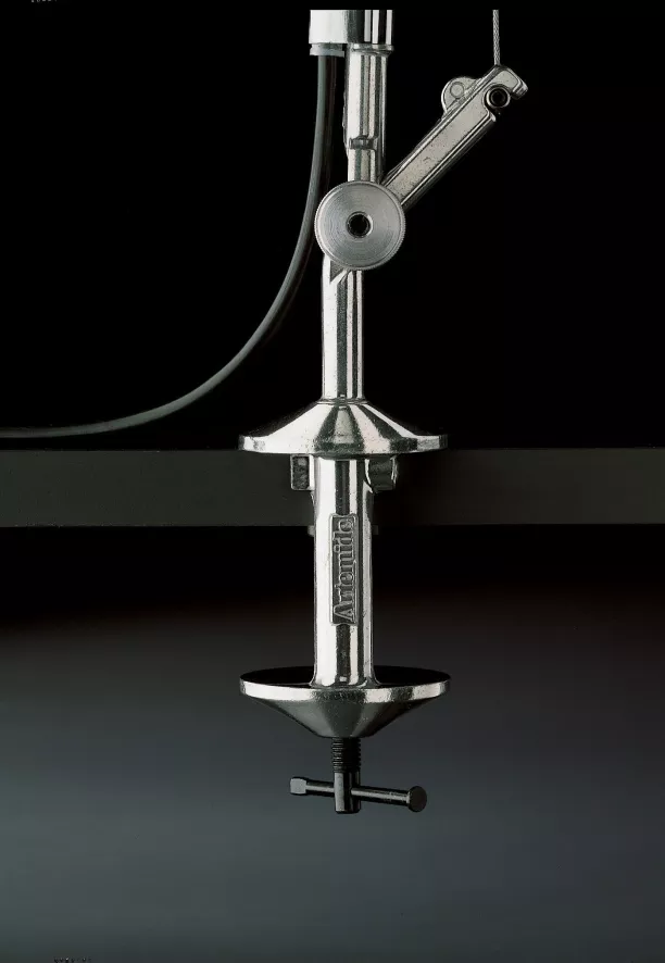 Artemide Tolomeo Mega Klemlamp LED Met Toetsdimmer Grijs Satijn 32 Cm 5 Artemide Tolomeo Mega Klemlamp LED Met Toetsdimmer Grijs Satijn 32 Cm - Afbeelding 5