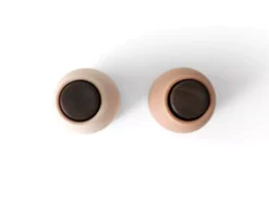 Audo Copenhagen Bottle Grinder Peper- En Zoutmolen Blues Beuken -Flos Winkel x886x886 audo copenhagen norm bottle grinder peper en zoutmolen5.jpg.pagespeed.ic .oBzLRkefKu