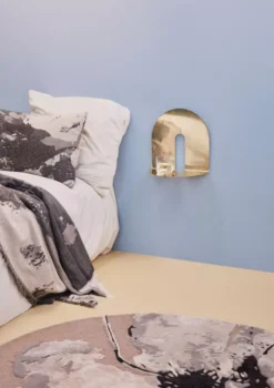 AYTM Castellum Wandplank Zwart -Flos Winkel x886x886 aytm castellum wandplank5.jpg.pagespeed.ic .h2sNidihd2