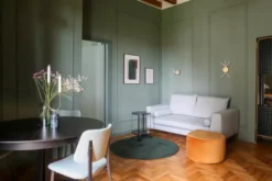 AYTM Stilla Vloerkleed 160x130 Bordeaux -Flos Winkel x886x886 aytm stilla vloerkleed 1605.jpg.pagespeed.ic .6Uj3M77Ebe