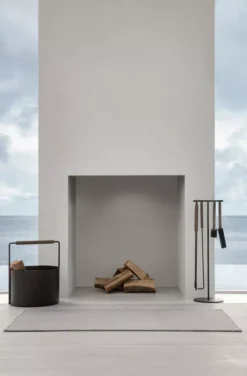 Blomus Ashi Opberger Bruin -Flos Winkel x886x886 blomus ashi openhaardset van 53.jpg.pagespeed.ic .V3X0eCkI9h