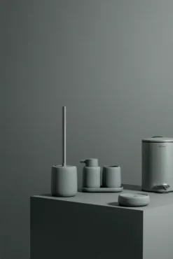 Blomus Sono Tray/dienblad Wit -Flos Winkel x886x886 blomus sono pedaalemmer 5l9.jpg.pagespeed.ic .TcvAZFOpuO