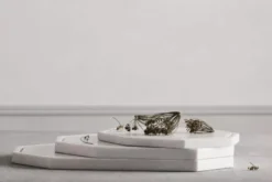 Bolia Octagon Dienblad Marmer Large Wit -Flos Winkel x886x886 bolia octagon dienblad marmer small.jpg.pagespeed.ic .4sP98to Rs