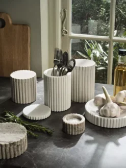 Broste Copenhagen Platon Opberger Ø10x15 Light Brown -Flos Winkel x886x886 broste copenhagen platon schaal 181.jpg.pagespeed.ic .2aiJ2sWR h