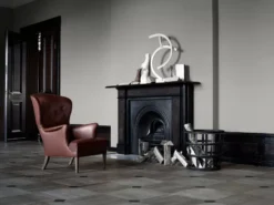 Carl Hansen & Son FH419 Heritage Fauteuil Thor 307 Leer Onderstel Geolied Walnoot -Flos Winkel x886x886 carl hansen fh419 sfeer 3.jpg.pagespeed.ic .yND1cRdY 2