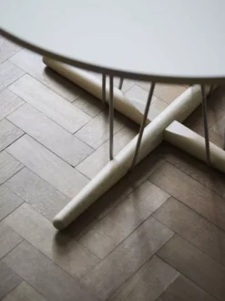 Carl Hansen & Son E020 Embrace Tafel 139.5cm Eiken Wit, Wit Geolied -Flos Winkel x886x886 carl hansen son e020 embrace tafel 79 5cm eiken6.jpg.pagespeed.ic .0Hd7CTH32p