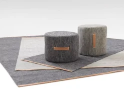 Design House Stockholm Björk Vloerkleed Medium Blauw 80x250 -Flos Winkel x886x886 designhousestockholm bjork kruk sfeer 1.jpg.pagespeed.ic . to0amh AI