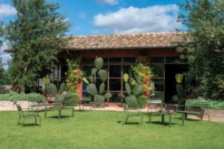 Emu Star Aluminium Fauteuil Rood -Flos Winkel x886x886 emu star aluminium fauteuil1.jpeg.pagespeed.ic .gGYgsXEaZP