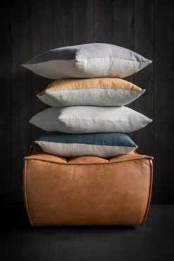 Ethnicraft N701 Poef Blue -Flos Winkel x886x886 ethnicraft n701 poef9.jpg.pagespeed.ic .vZOaJFOX5