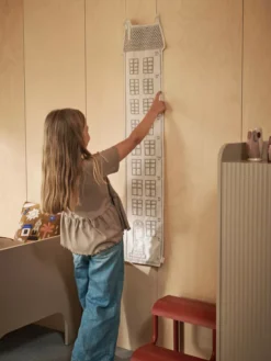 Ferm Living Abode Groeimeter Speelgoed 5 Ferm Living Abode Groeimeter Speelgoed -Flos Winkel x886x886 ferm living abode groeimeter speelgoed1.jpg.pagespeed.ic .hJOMIkF KT