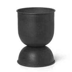 Ferm Living Hourglass Plantenbak Extra Small Black -Flos Winkel x886x886 ferm living hourglass plantenbak extra small1.jpg.pagespeed.ic .KNgl ORjwv