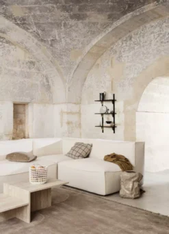 Ferm Living Calm Kussen 48x48 Camel/Black -Flos Winkel x886x886 ferm living sector shelf wandplank s l4.jpg.pagespeed.ic .J30BMl3yIS