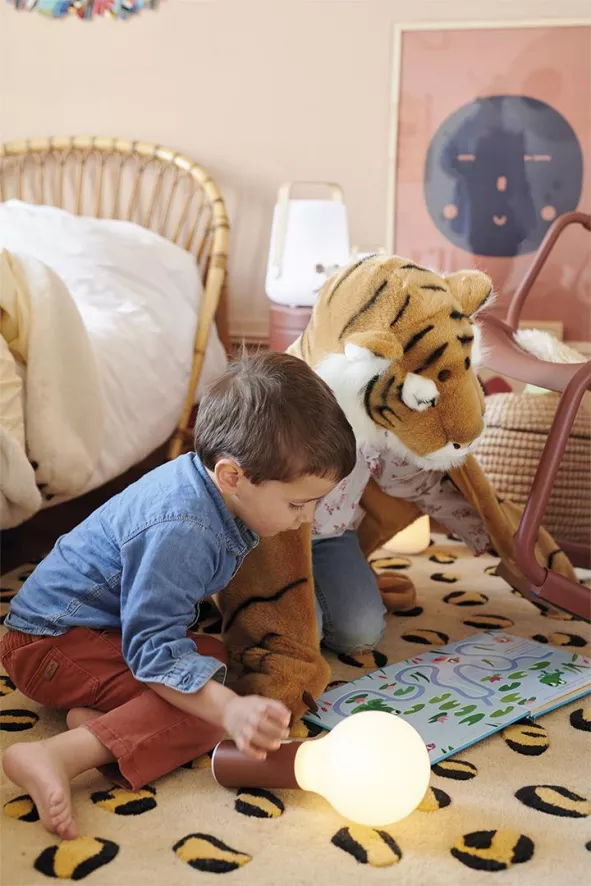 Fermob Luxembourg Schommelstoel Liquorice 11 Fermob Luxembourg Schommelstoel Liquorice - Afbeelding 11