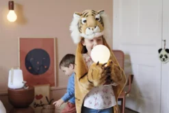 Fermob Luxembourg Schommelstoel Liquorice 26 Fermob Luxembourg Schommelstoel Liquorice -Flos Winkel x886x886 fermob aplo wandhouder22.jpg.pagespeed.ic .IqVd8uqUfH