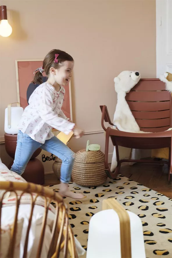 Fermob Luxembourg Schommelstoel Liquorice 12 Fermob Luxembourg Schommelstoel Liquorice - Afbeelding 12