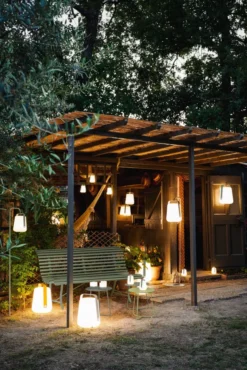 Fermob Louisiane Tuinbank 150 Anthracite -Flos Winkel x886x886 fermob balad tafellamp h2541.jpg.pagespeed.ic .zvS5cVXdGx