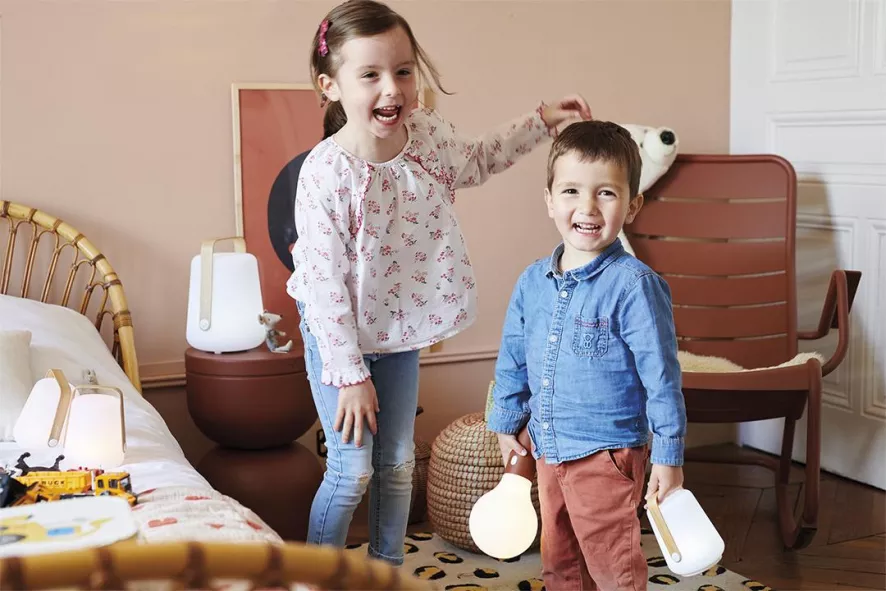 Fermob Luxembourg Schommelstoel Liquorice 9 Fermob Luxembourg Schommelstoel Liquorice - Afbeelding 9