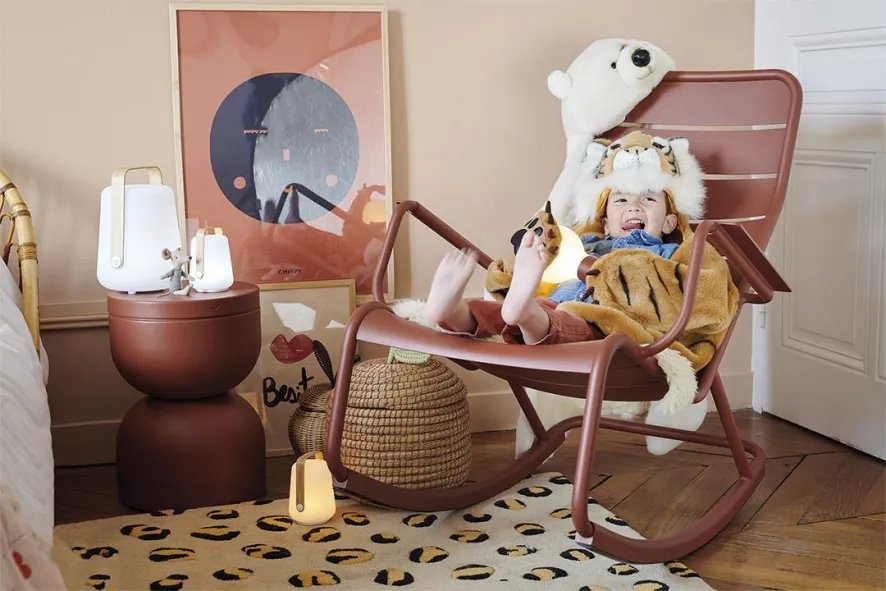 Fermob Luxembourg Schommelstoel Liquorice 14 Fermob Luxembourg Schommelstoel Liquorice - Afbeelding 14