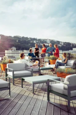 Fermob Bellevie Fauteuil Kussen Wit Clay Grey -Flos Winkel x886x886 fermob bellevie fauteuil8.jpg.pagespeed.ic .VZNK6uZDj9