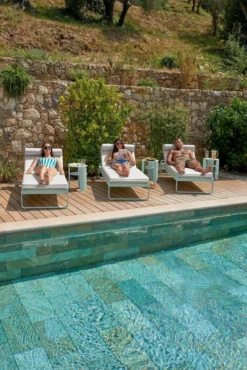 Fermob Bellevie Ligbed Kussen Wit Storm Grey 17 Fermob Bellevie Ligbed Kussen Wit Storm Grey -Flos Winkel x886x886 fermob bellevie ligbed kussen wit2.jpg.pagespeed.ic .A4a5t1Rt7A