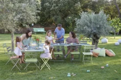 Fermob Bistro Tuintafel 71x71 Deep Blue -Flos Winkel x886x886 fermob bistroset tuin 60 tafel 2 stoelen15.jpg.pagespeed.ic .RxlVHexP7V