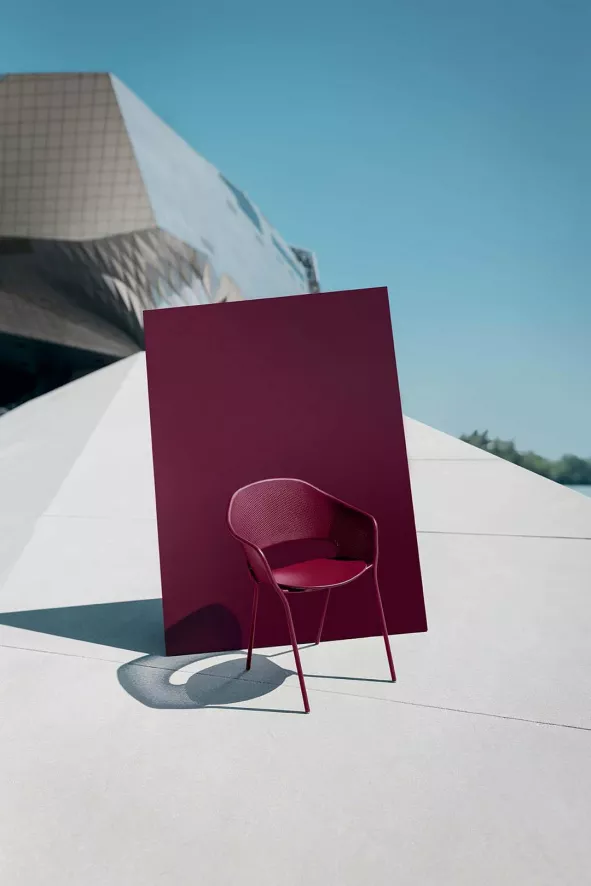 Fermob Kate Tuinstoel Met Armleuning Storm Grey 5 Fermob Kate Tuinstoel Met Armleuning Storm Grey - Afbeelding 5