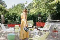 Fermob Luxembourg Trolley Laag Deep Blue -Flos Winkel x886x886 fermob luxembourg lounge fauteuil met armleuning29.jpg.pagespeed.ic .wAH6ax4yyn