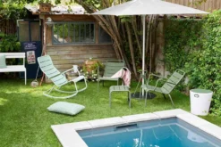 Fermob Luxembourg Schommelstoel Liquorice 25 Fermob Luxembourg Schommelstoel Liquorice -Flos Winkel x886x886 fermob luxembourg schommelstoel42.jpg.pagespeed.ic .UOXttKjPTy