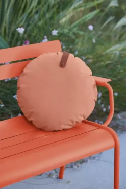 Fermob Luxembourg Tuinbank Met Rug En Armleuning Frosted Lemon -Flos Winkel x886x886 fermob luxembourg tuinbank met rug en armleuning27.jpg.pagespeed.ic .I3s1a3bSVg