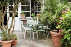 Fermob Stripe Tuinstoel Frosted Lemon -Flos Winkel x886x886 fermob stripe tuinstoel22.jpg.pagespeed.ic .TOiKnj bER