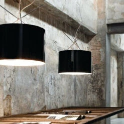 Flos Ray S Hanglamp Ø43 Wit 8 Flos Ray S Hanglamp Ø43 Wit -Flos Winkel x886x886 flo f5931009 ray s hanglamp zwart sfeer1 600x600.jpg.pagespeed.ic .9NIWufiHbk