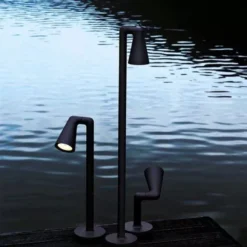 Flos Belvedere Spot F2 Vloerlamp LED Zwart -Flos Winkel x886x886 flos belvedere spot f1 vloerlamp.jpg.pagespeed.ic .a 1q7COHqs 2