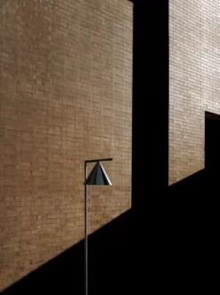 Flos Captain Flint Outdoor Vloerlamp LED 3000K Messing/lichtgrijs -Flos Winkel x886x886 flos captain flint outdoor vloerlamp led 2700k15.jpg.pagespeed.ic .LYMHasCDWk 1