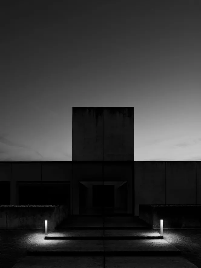 Flos Casting C 100x200 Sokkellamp LED 3000K Antraciet 4 Flos Casting C 100x200 Sokkellamp LED 3000K Antraciet - Afbeelding 4