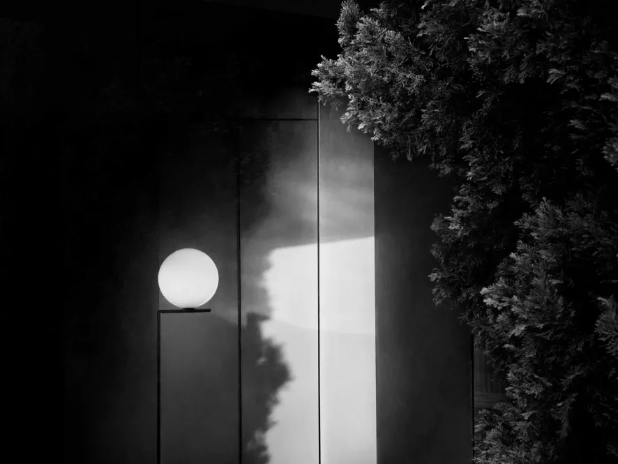 Flos IC Lights F1 Outdoor Vloerlamp Rood, Voet Zwart Lava 7 Flos IC Lights F1 Outdoor Vloerlamp Rood, Voet Zwart Lava - Afbeelding 7