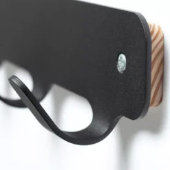 Functionals Hooks 3 Kapstok Zwart -Flos Winkel x886x886 functionals hooks 3 kapstok detail 2.jpg.pagespeed.ic .uMZ Aw69yN