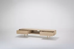 Gazzda Fawn Lowboard Tv-meubel 2 Lades 220x45 Whitewash -Flos Winkel x886x886 gazzda fawn dressoir 2 lades 220x4533.jpg.pagespeed.ic .DpTDlllWG5