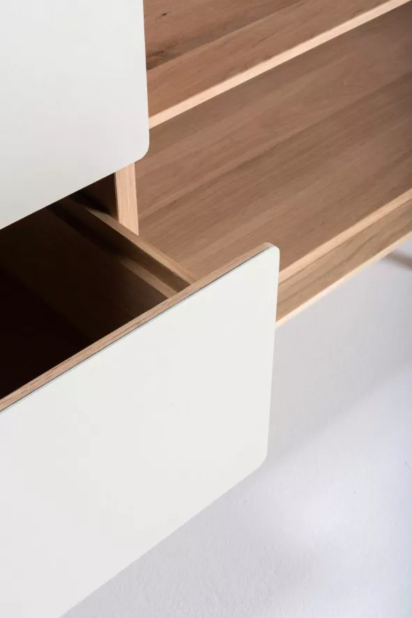 Gazzda Fina Dressoir Tv-meubel 150x45 Mushroom 4176 Whitewash 7 Gazzda Fina Dressoir Tv-meubel 150x45 Mushroom 4176 Whitewash - Afbeelding 7