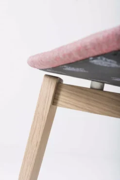 Gazzda Nora Stoel Whitewash Main Line Flax Barbican -Flos Winkel x886x886 gazzda nora stoel29.jpg.pagespeed.ic .JVWAOfX9Wk