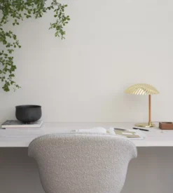 Gubi Bat Eetkamersstoel Gestof. Zwart Chroom Nevotex Ritz 0408 6 Gubi Bat Eetkamersstoel Gestof. Zwart Chroom Nevotex Ritz 0408 -Flos Winkel x886x886 gubi bat eetkamerstoel gestoffeerd zwart onderstel16.jpg.pagespeed.ic .1cpnCcQ0jo