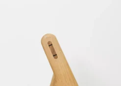 Gubi MR01 Initial Fauteuil Walnoot -Flos Winkel x886x886 gubi mr01 initial fauteuil5.jpg.pagespeed.ic .9DtKXPgoBN