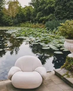 Gubi Pacha 4-zits Bank Met Armleuning Buiten Limonta Plutarco 158 -Flos Winkel x886x886 gubi pacha 2 zits bank met armleuning buiten limonta plutarco 1585.jpg.pagespeed.ic .eapFYduaYJ