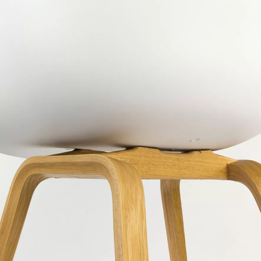 Hay AAC22 Stoel Gezeept Eiken Onderstel Clay 3 Hay AAC22 Stoel Gezeept Eiken Onderstel Clay - Afbeelding 3