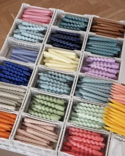 Hay Candle Twist Kaarsen Set Van 6 Raspberry, Dark Punch, Brown -Flos Winkel x886x886 hay candle spiral kaarsen set van 63.jpg.pagespeed.ic .KCbyTOquGD