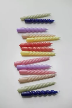 Hay Candle Twist Kaarsen Set Van 6 Raspberry, Dark Punch, Brown -Flos Winkel x886x886 hay candle spiral kaarsen set van 69.jpg.pagespeed.ic .wg8jXr74P1