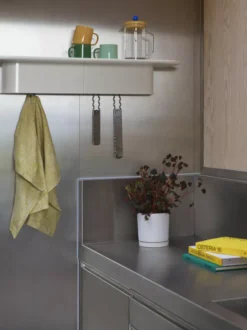 Hay Korpus Shelf Wandplank 7 Haken Midnight Blue 14 Hay Korpus Shelf Wandplank 7 Haken Midnight Blue -Flos Winkel x886x886 hay korpus shelf kapstok 7 haken1.jpg.pagespeed.ic .PrKtUqzhe5