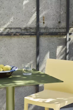 Hay Swirl Bowl Ø36 Groen -Flos Winkel x886x886 hay l mentaire stoel31.jpg.pagespeed.ic .cBk7L47Dph